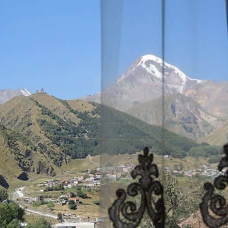 Nino Khetaguri Guest House Kazbegi Bagian luar foto