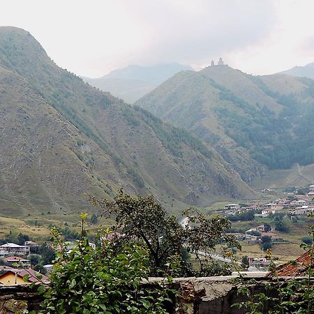 Nino Khetaguri Guest House Kazbegi Bagian luar foto